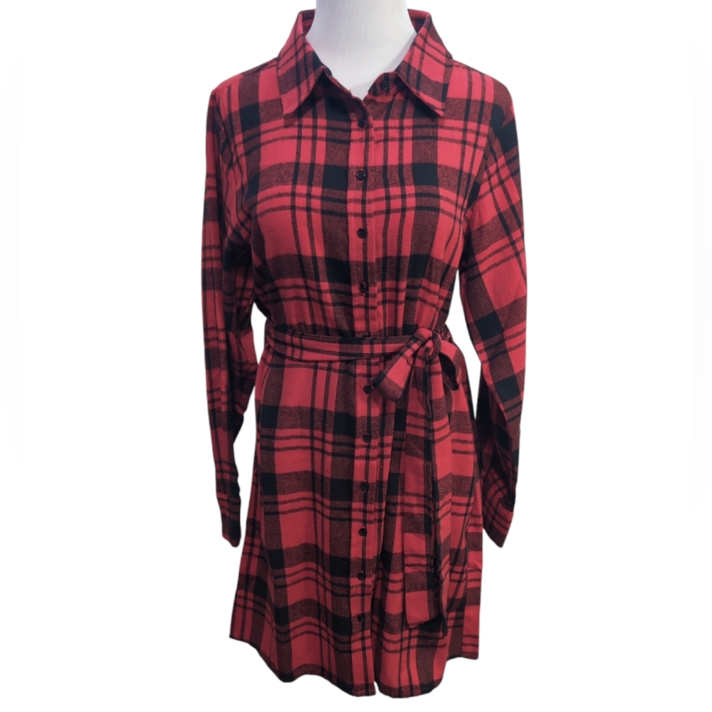 Pink Lily Buffalo Plaid Dess, button down with belt, red black, sz med, NWOT